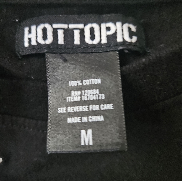 HOT TOPIC Wild Mushrooms Boxy Crop Black T-Shirt | SZ M - Picture 8 of 9